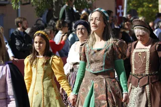 Aldeatejada vuelve a disfrutar de su mercado medieval por las Vísperas Nupciales | Belén Hurtado