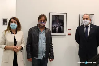 Inauguración de la exposición de fotografías del XXXVI Concurso de Fotografía de Semana Santa de Salamanca (3)