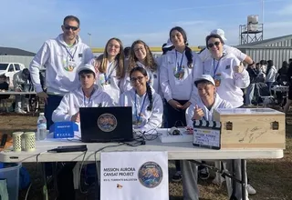 Equipo Misión Aurora justo antes de lanzamiento