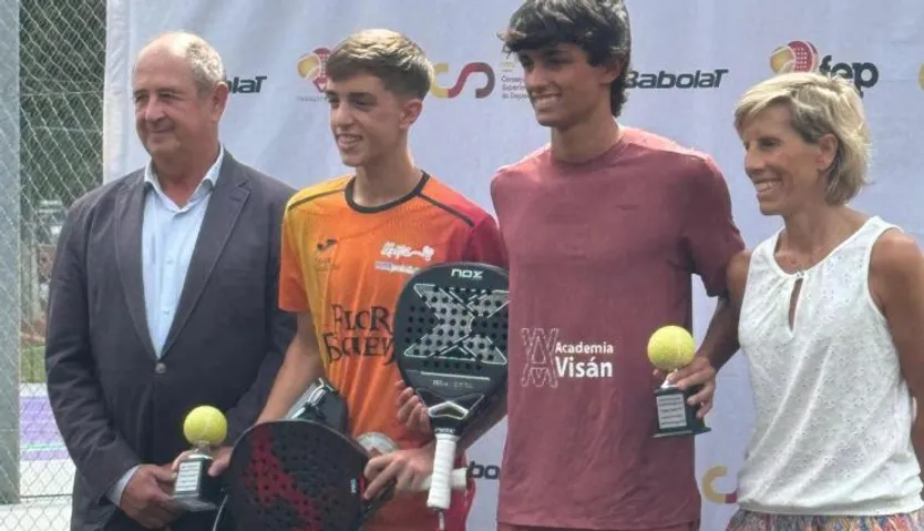 Samu Rivas, campeón de España cadete de pádel
