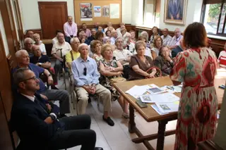 Mucho más que veteranos: la Hermandad que combate la soledad acompañando a sus mayores