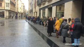 Cola lotería USAL
