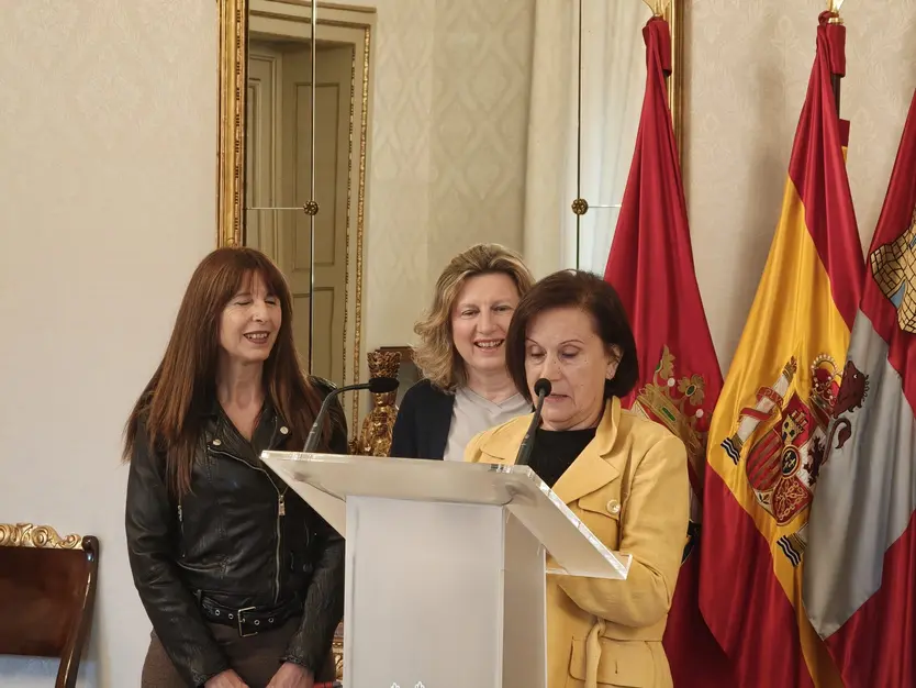 Ada, miembro de Retina Salamanca, celebra el Día Mundial de la Visión