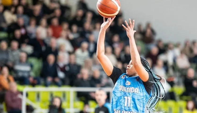 Carter lanza ante Polkowice FOTO EUROLEAGUE WOMEN