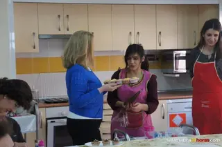 Curso de repostería para mayores en el Centro Juan de la Fuente