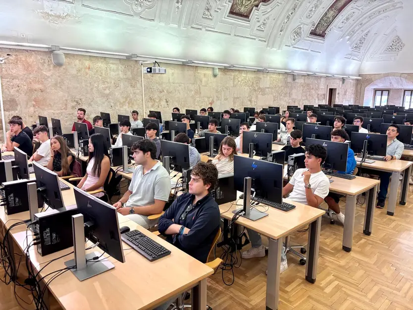 Inicio De Curso En La Universidad Pontifica Upsa (1)