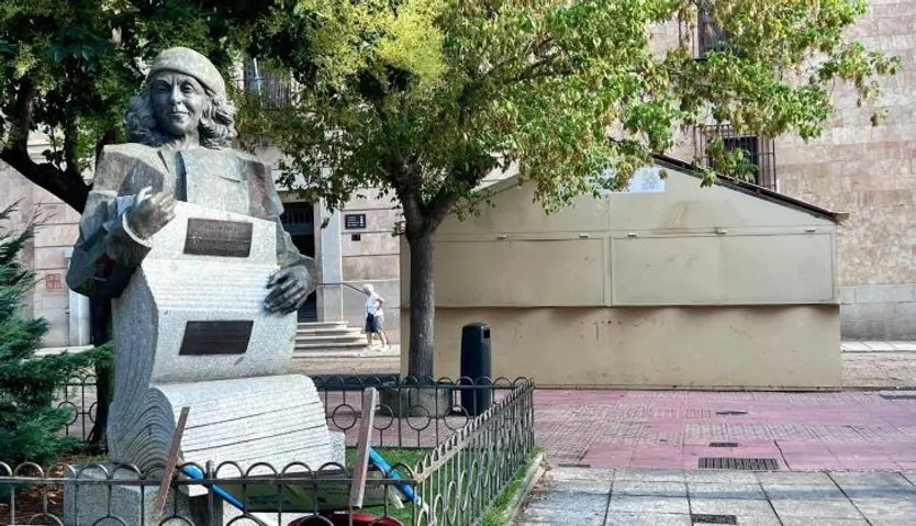 Casetas en la plaza de los Bandos