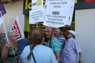 Protesta supermercado Dia carretera de Ledesma