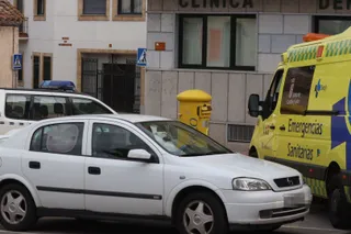 Un hombre aparece muerto en el interior de un coche en el municipio de Alba de Tormes
