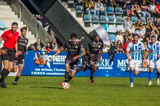 Caramelo, ante la Gimnástica de Torrelavega | FOTO SALAMANCA CF UDS