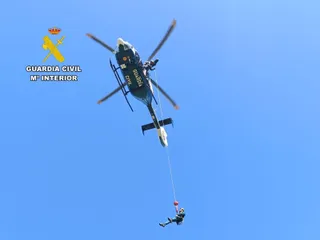 Comienza a operar por Salamanca el nuevo modelo de helicóptero de la Guardia Civil EC-135