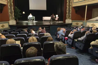 El teatro volvió este viernes al Calderón de Peñaranda