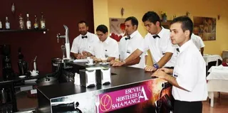 Turismo, logística, automoción e industria agroalimentaria, sectores que generarán más empleo hasta final de año