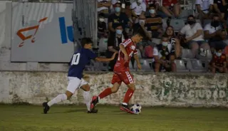 Óscar Cruz, en el duelo ante el Ciudad Rodrigo / FOTO: SALAMANCA24HORAS.COM