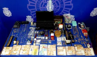 JOYAS RECEPTACION. PRENSA