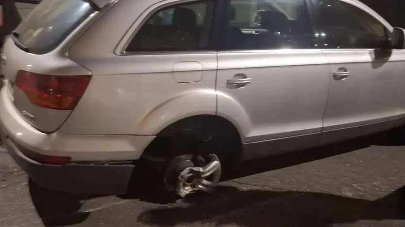 Múltiples vehículos afectados tras una persecución en Garrido la noche del sábado