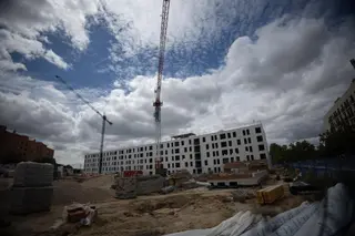 Archivo - Construcción de un bloque de viviendas, a 26 de abril de 2024, en Madrid - Eduardo Parra - Europa Press - Archivo