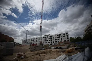 Archivo - Construcción de un bloque de viviendas, a 26 de abril de 2024, en Madrid - Eduardo Parra - Europa Press - Archivo