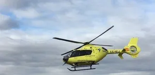 Herido grave al caerse de un tejado en El Payo