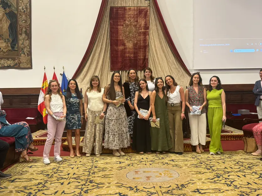 Matronas En El Acto De Entrega De Diplomas En La Universidad De Salamanca