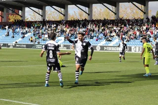 Chapela celebra su gol ante el Ceuta | FOTO SALAMANCA24HORAS.COM