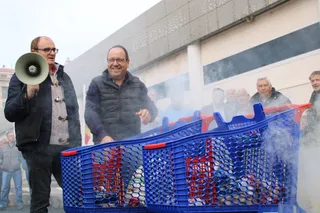 Concentración profesionales del campo en el Carrefour (4)