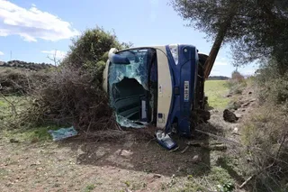 Vuelco de un autobús del Imserso en Mallorca. Foto de Isaac Buj | EP