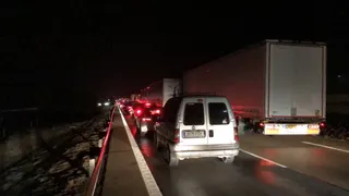 Retenciones de tráfico en la A-62 con motivo de un accidente múltiple.
