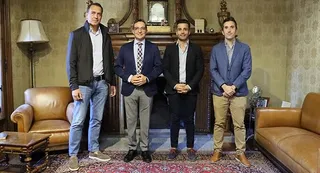 El rector de la Universidad de Salamanca se reúne con los directores de la Feria de la Industria Cárnica de Guijuelo