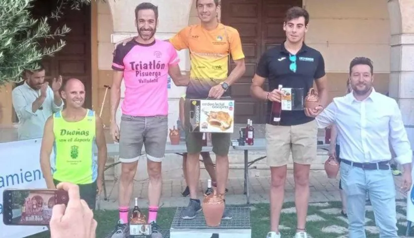 Alberto Bravo, ganador del Triatlón Sprint de Dueñas