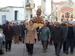 La parroquia de San Andrés celebra con toda solemnidad la fiesta de San Antón