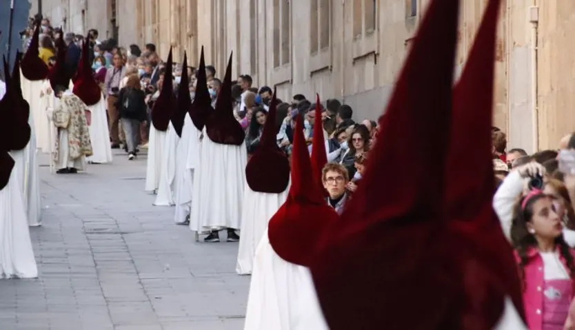 Procesión de la Hermandad de Jesús Despojado y María Stma de la Caridad y del Consuelo | Salamanca 24 Horas