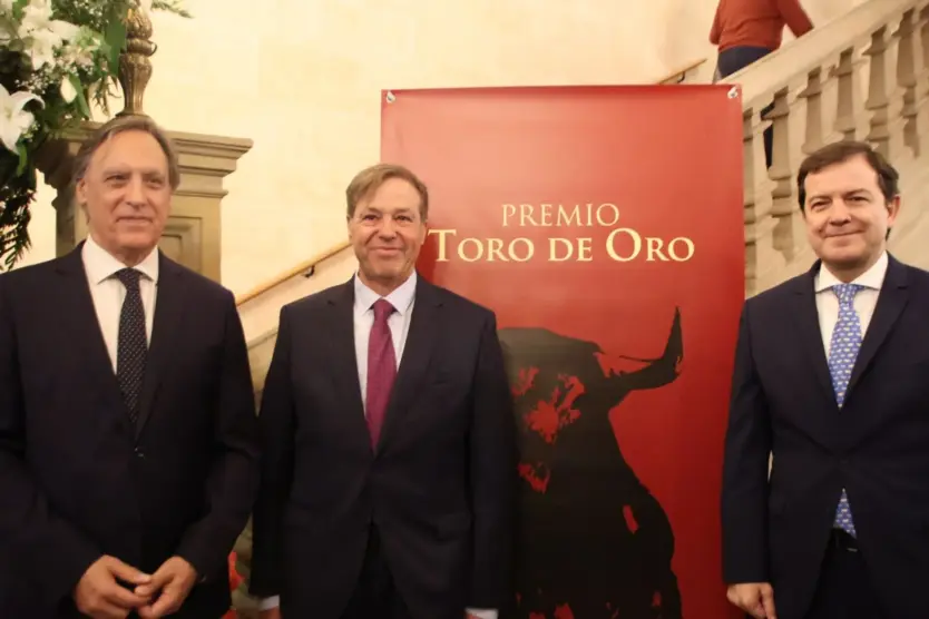 Entrega Del Trofeo Toro De Oro 2026 Al Animal Buenasuerte De La Ganadería De Garcigrande | Imagen Andrea Mateos