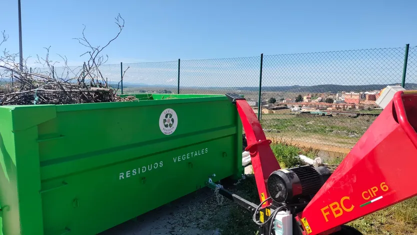 Punto limpio Alba de Tormes (2)