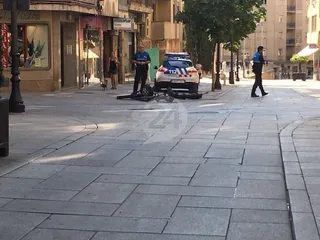 Derribo de una farola en el centro