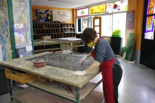 Taller artesanal 'Opal vidrieras'. Fotos Andrea M.