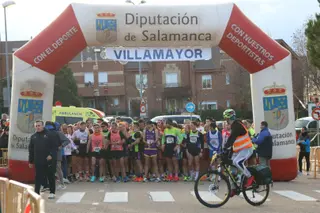 Carrera Popular de Navidad en Villamayor | Mateo G.J.