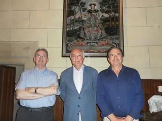 La restauración del cuadro de la patrona alza el telón festivo