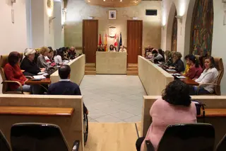 La concejala de Familia e Igualdad de Oportunidades, Miryam Rodríguez, presenta un nuevo acuerdo en el ámbito de la discapacidad.