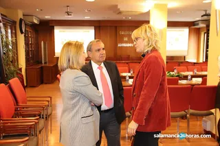 DIALOGOS DE LA TORRE DEL CLAVERO 16