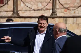 Alfonso Fernández Mañueco, participa en el acto de celebración por el 50 Aniversario del Colegio Maestro Ávila