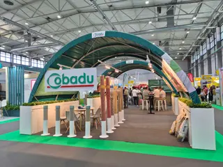 Stand de Cobadú en Salamaq