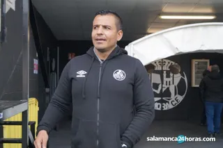 Rafa Dueñas, en el duelo ante el Zamora