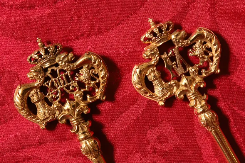 Réplica de la llave real del sepulcro de Santa Teresa enviada al rey Felipe (1)