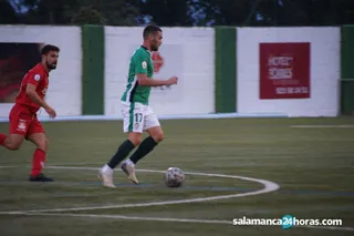 Lolo Plá, en la pretemporada ante el Coria.