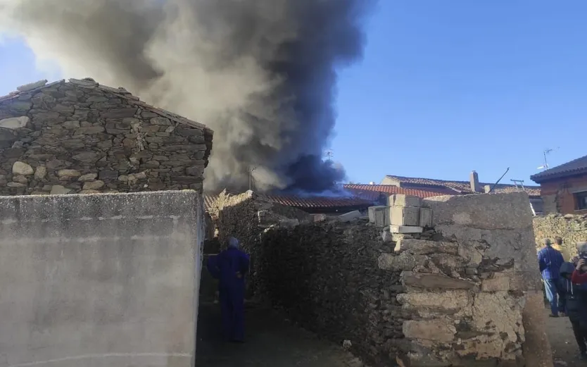 Incendio en Gallegos de Argañán