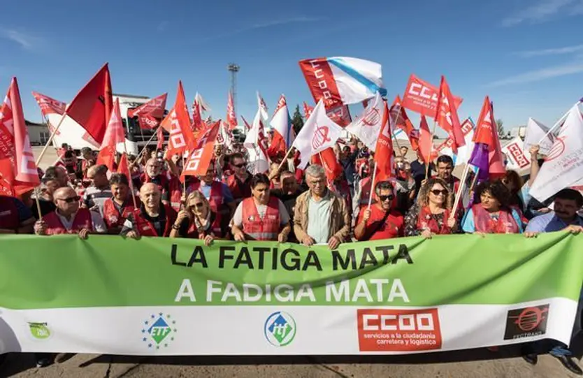 Concentración de transportistas en Fuentes de Oñoro. Foto ICAL