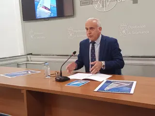 Jesús María Ortiz presenta los Campamentos de Verano de la Diputación