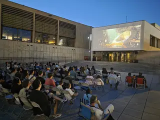 Más de 1.400 asistentes disfrutan este verano de la cultura en la Biblioteca Municipal Torrente Ballester