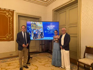 El alcalde de Salamanca, Carlos García Carbayo, presenta la cuarta edición del Festival Internacional de Folclore Ciudad de Salamanca. | Belén Hurtado